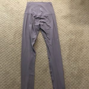 Violet Lululemon align 28” leggings